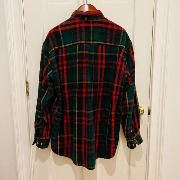Vintage Woolrich Heavy Weight Thick Flannel Button Down Size XL - Picture 4 of 16